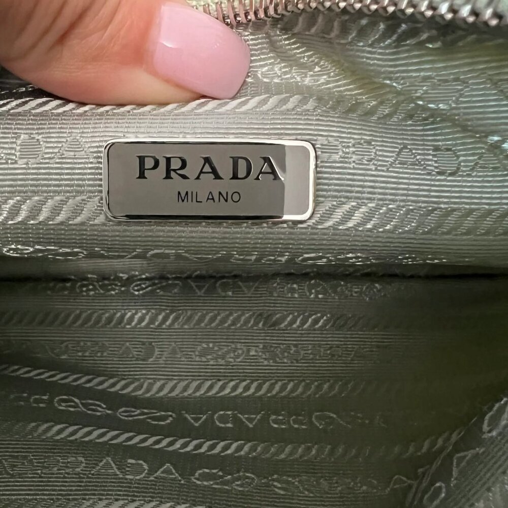 PRADA Saffiano Lux Re-Edition 2005 Shoulder Bag in Acqua - Picture 11 of 12